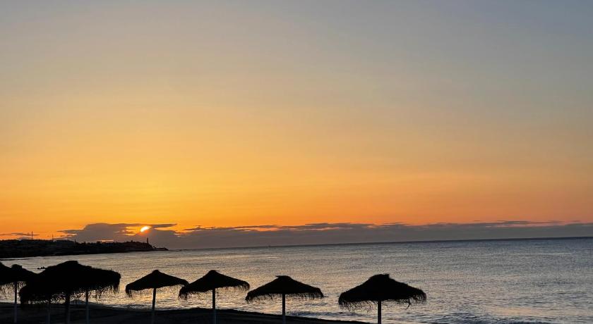 Marbella Deluxe Rooms in Royal Cabopino Townhouse photo