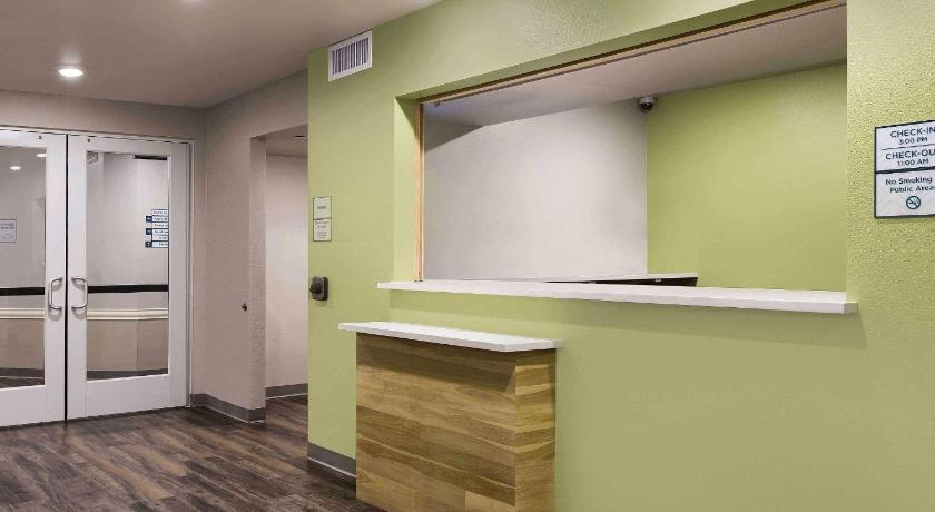 Cedar Park (TX) WoodSpring Suites Cedar Park - Austin North 2-Star Accommodation pool