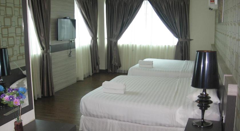 Image of Family Room 2