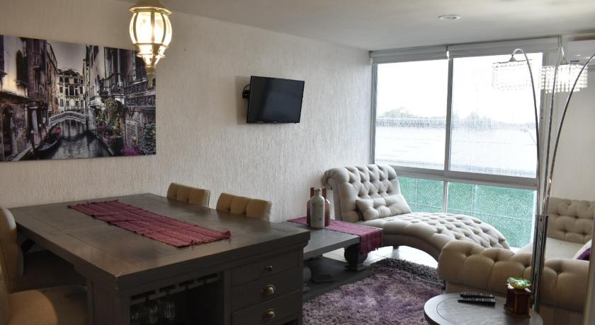 magicpurpletlaqupaque — Hotel in Guadalajara