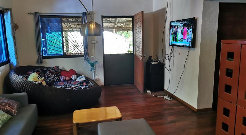 Beach House Dauin for groups+ families @ Glamping Dome Resort - image 11