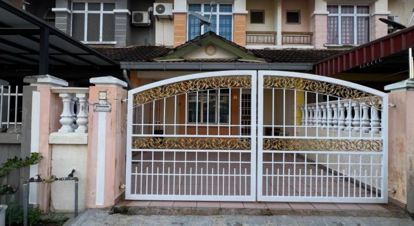 Perdana Homestay Skudai — Hotel in Johor Bahru