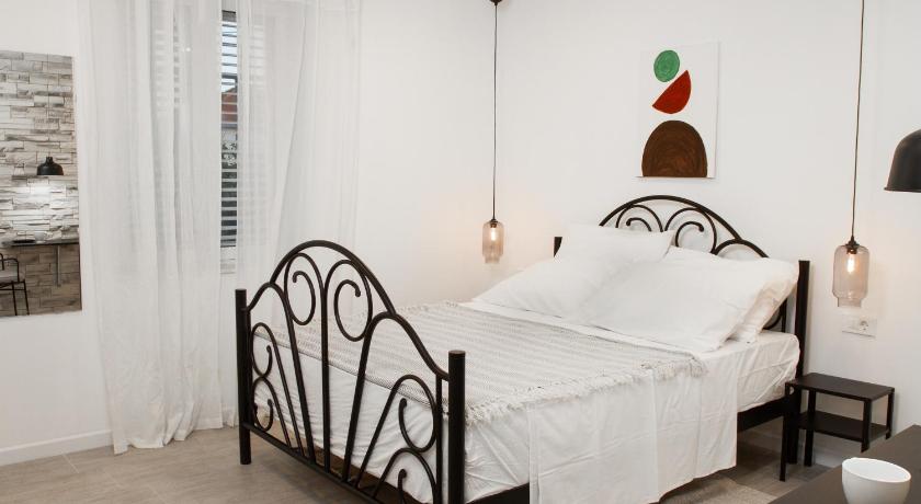 Vinea Suites — Hotel in Trogir