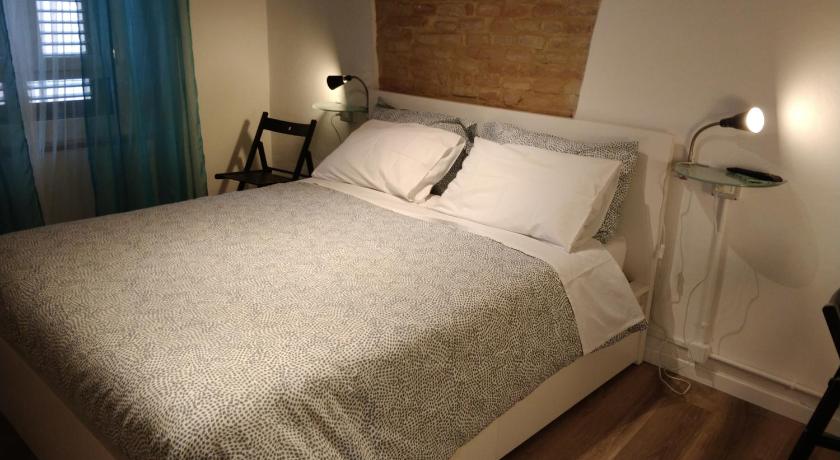 Isi GuestHouse 29