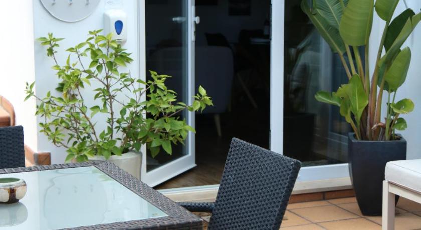 Image of One-Bedroom Apartment with Terrace 16