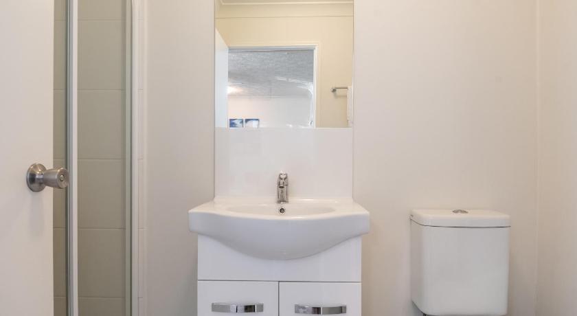 Byron Central Apartments photo