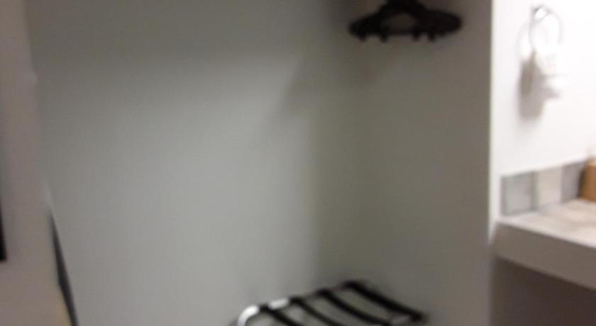 이탈리 Italy Inn 숙소 외관