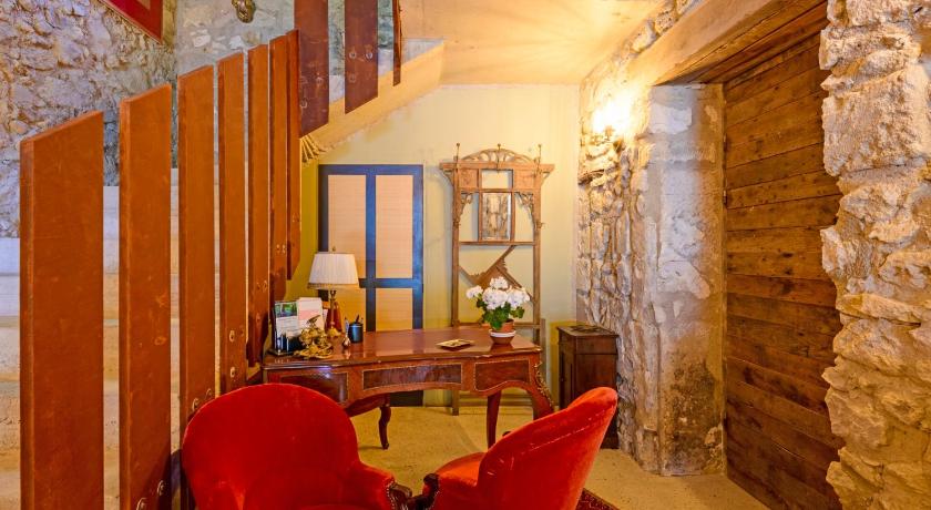 Image of Double Room with Private Bathroom 8
