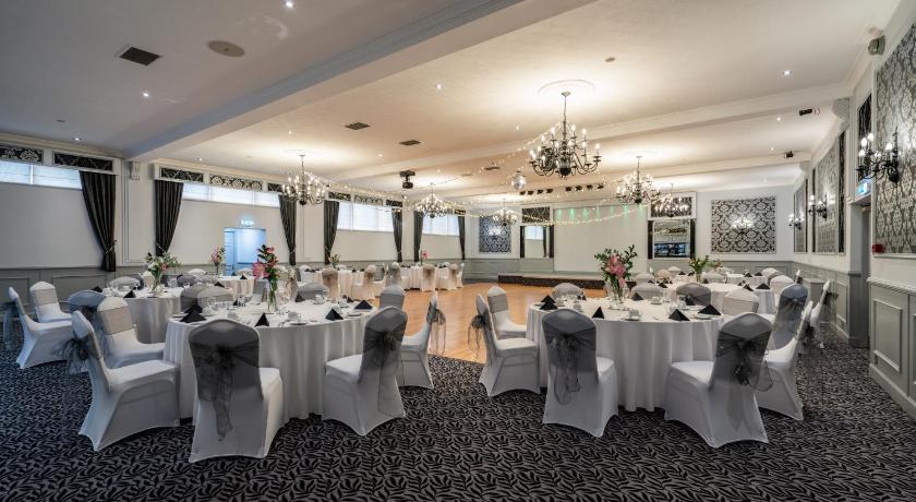 New Inn Hotel photo