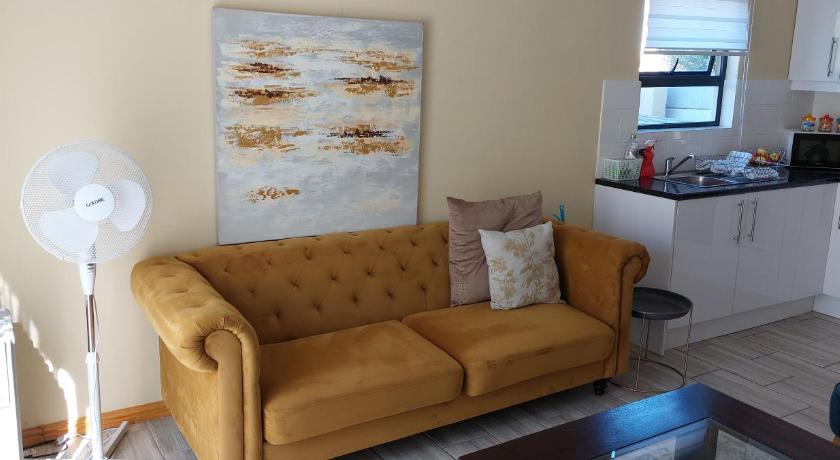 Shalom Self Catering - image 7