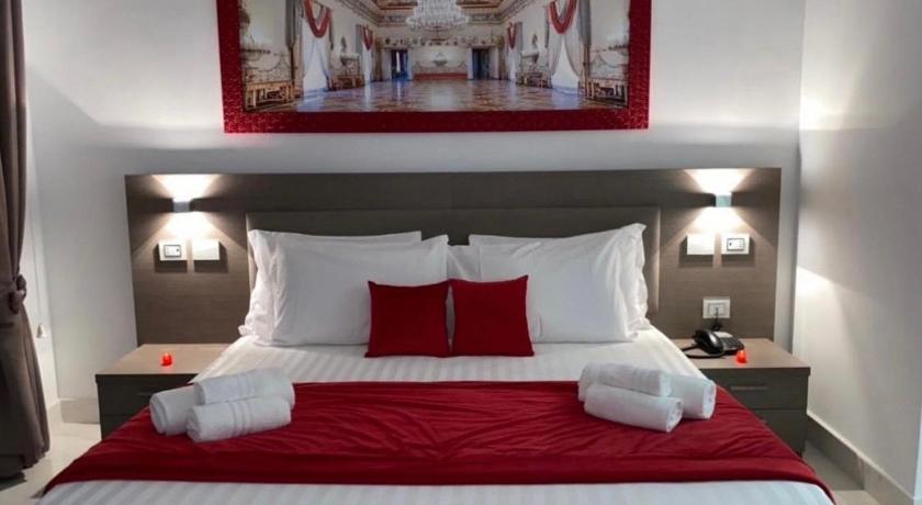 Mecla Suites photo
