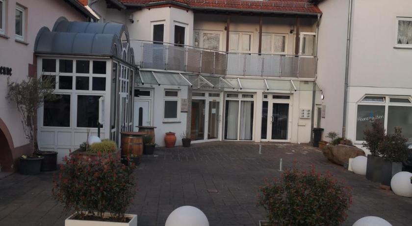Hotel zur Schlemmerscheune photo
