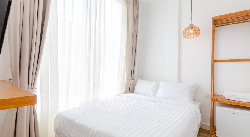 Image of Standard - Queen Room 0