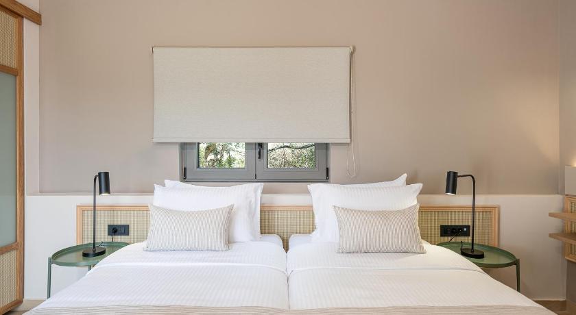 Image of DELUXE BUNGALOW 24 SQUARE M. 7