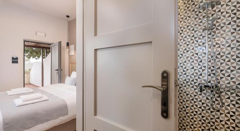 Image of MODERN STYLE ROOM 15 SQUARE M. 7