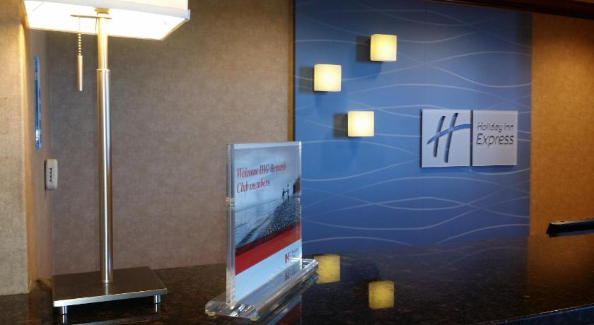 Holiday Inn Express Hotel & Suites Richland photo