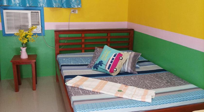 Family Barkada room A Jay Henry Transient house, Pagudpud ,BLUE LAGOON BEACH photo