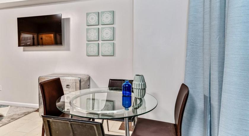 New and Cozy 1BD Apt in the heart of Philly! photo