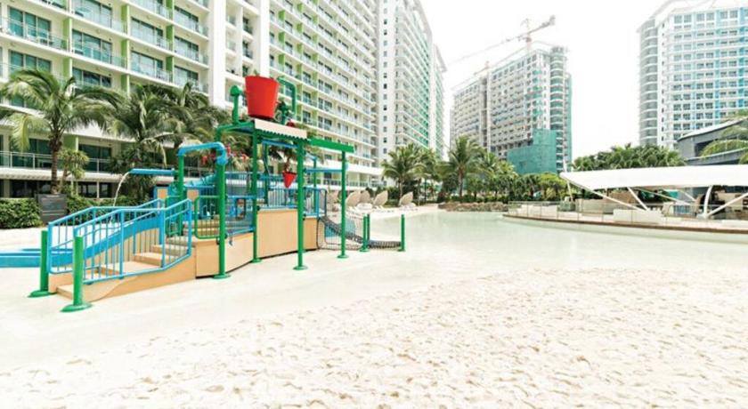 Azure Urban Residences - 1 BR suite w/ balcony. photo