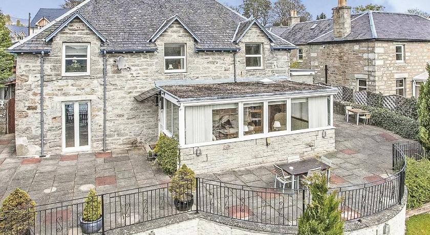 Ardvane Bed &amp; Breakfast — Hotel in Pitlochry