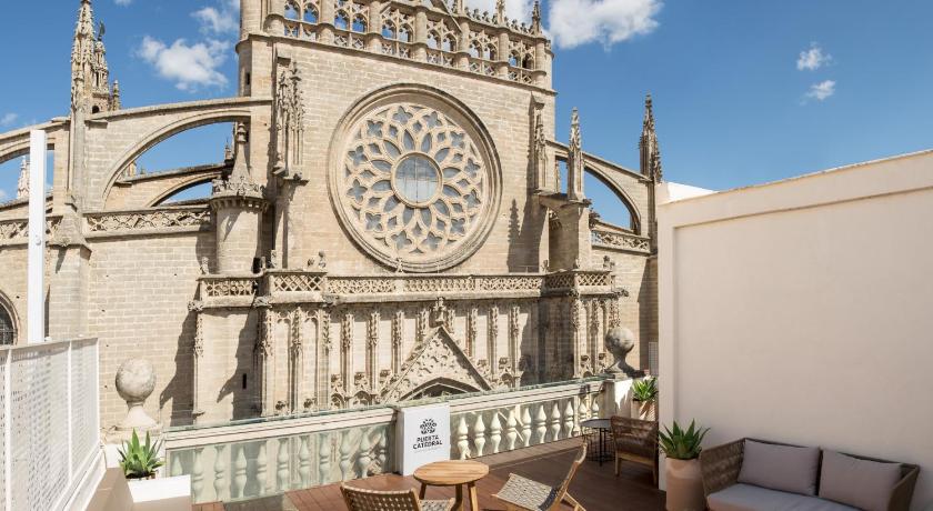 Puerta Catedral Suites photo