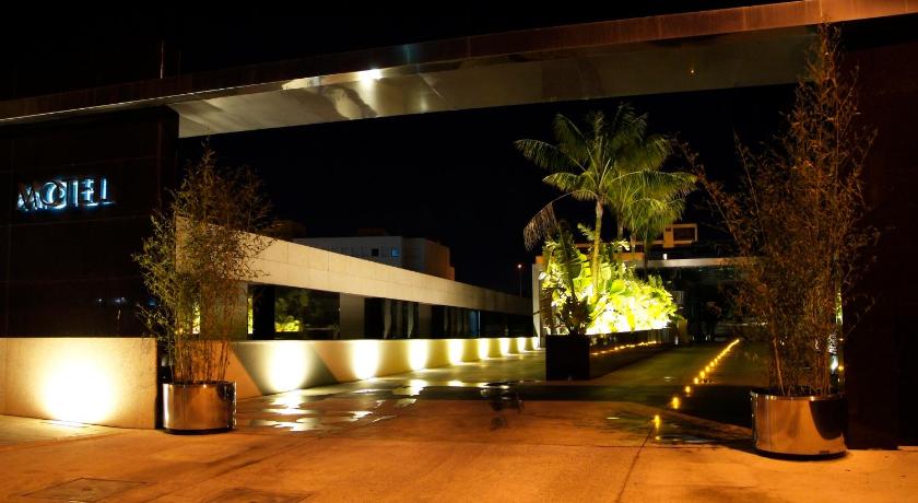 Motel Flamingo — Hotel in Matosinhos