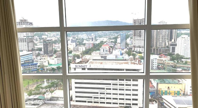 2 Bedroom Condo Unit with City and Mountain View photo