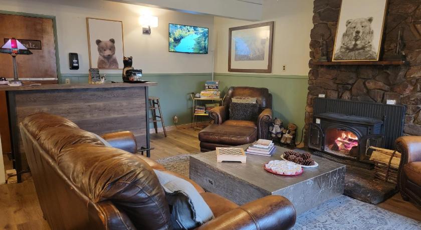 Cinnamon Bear Inn photo