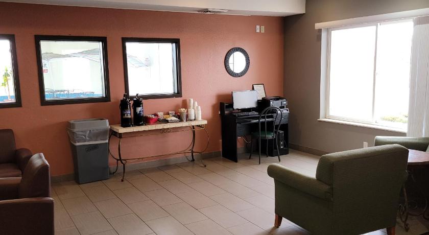 Super 8 By Wyndham Heyburn/Burley Area photo