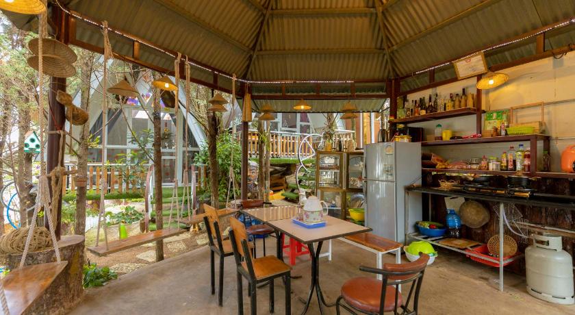 Homestay VuonTung (Pine Garden) - image 4