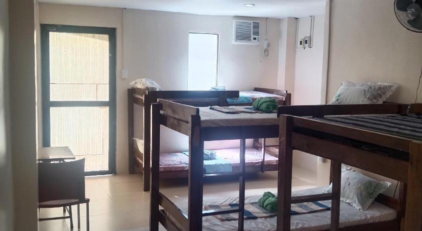 宿务 Rizzyfina commercial plaza 3星级 民宿 大堂