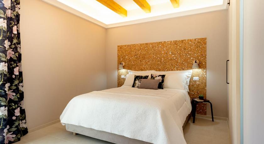 La VIA Rooms and Terrace photo