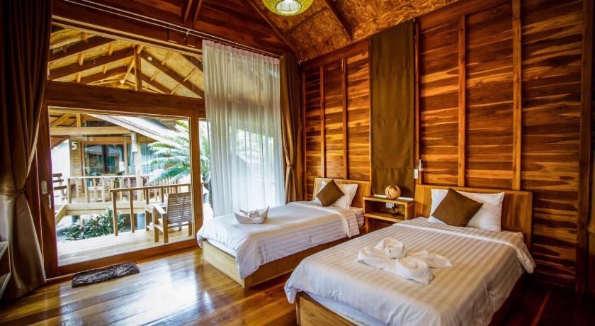 Image of Deluxe Double or Twin Room with Garden View 0