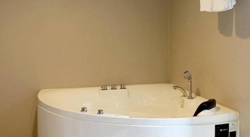 Image of Double Standard Room 11