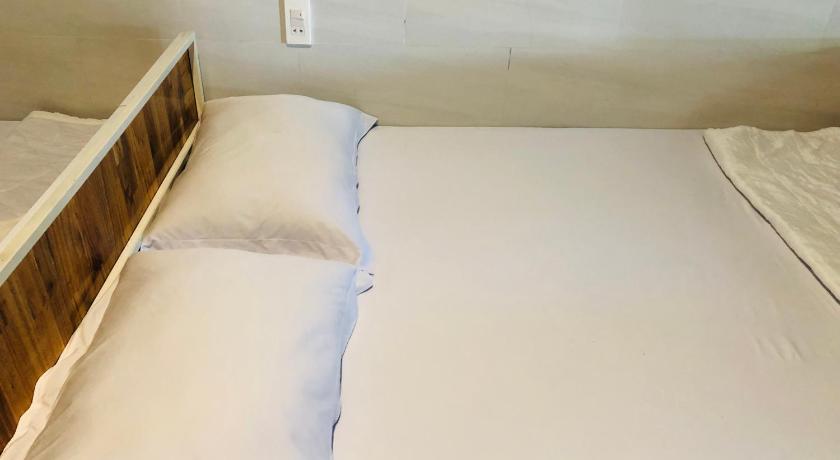 Image of Mixed Dormitory Room 3