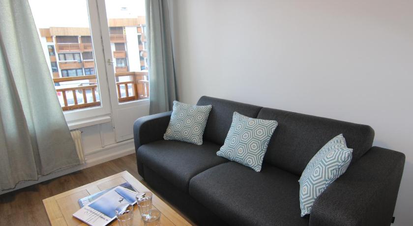 Image of Studio (2 Adults) 4