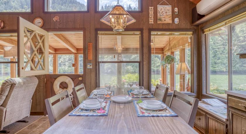 The Crabbing Cabin photo