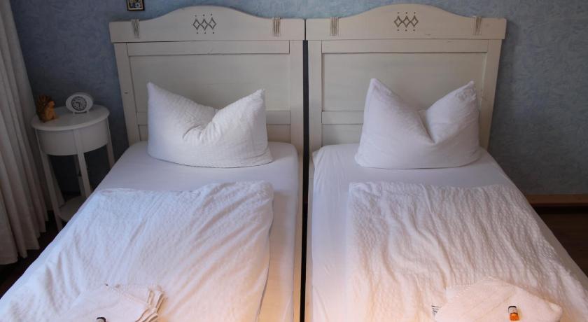 Image of Two-Bedroom Apartment 9