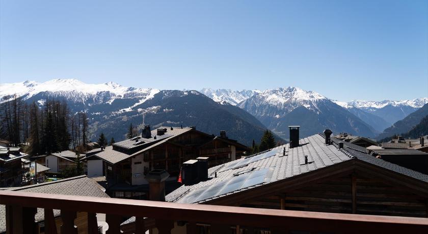 Image of Junior Suite with Mountain View 1