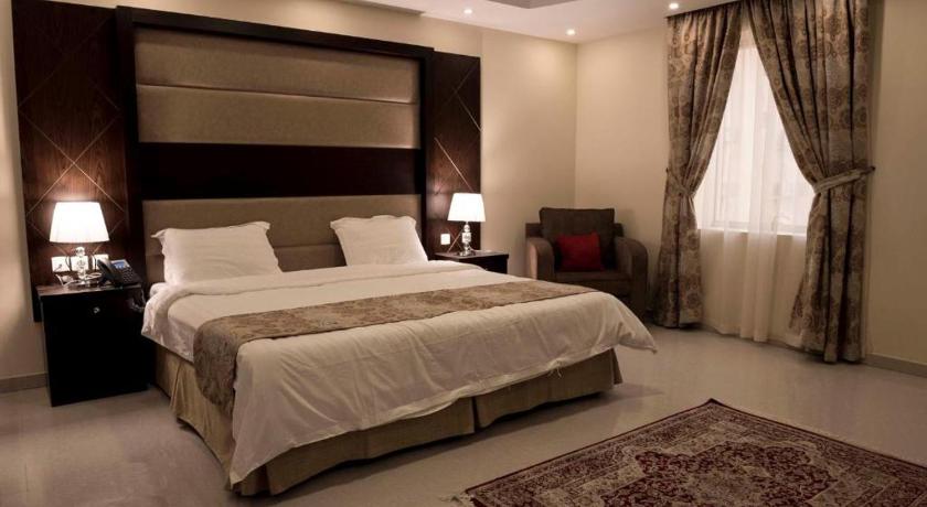 Rolana Furnished Apartments photo