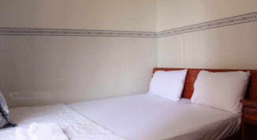 Hoang Phat Hotel photo