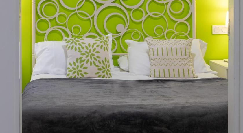 塞维利亚 Reservaloen Plaza del Salvador 2星级 民宿 泳池