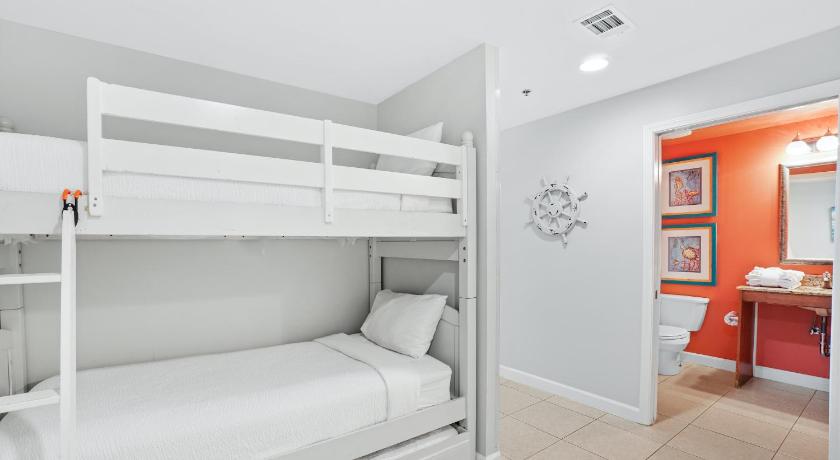 Image of Two-Bedroom Apartment with Sea View - 703W 8