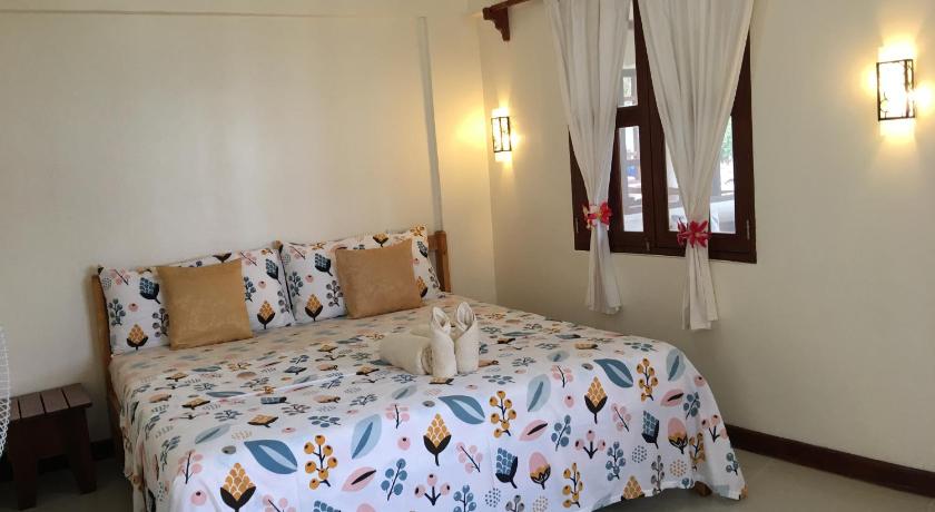 Image of Suite with Balcony 7
