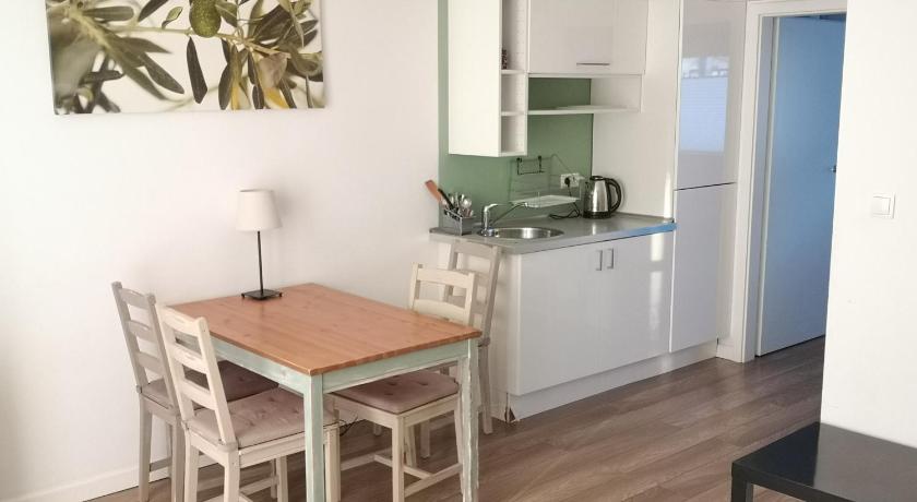 ノヴェ・グトキー Nowe Guty Fun 3つ星 ゲストハウス レストラン