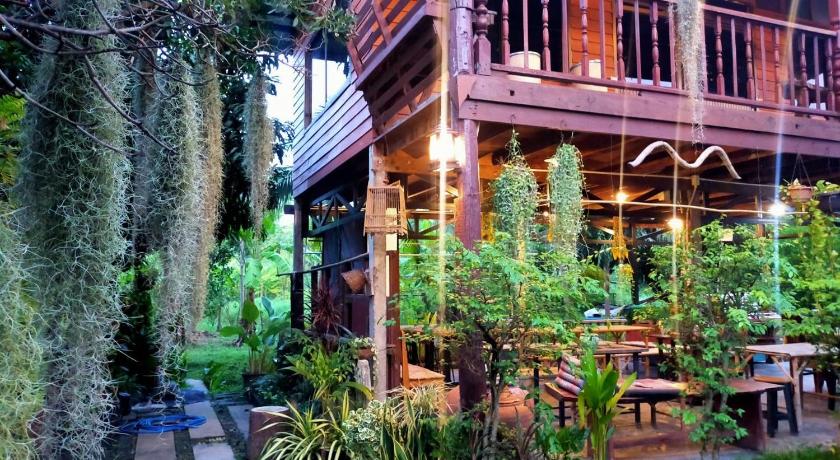 Metha Country View Homestay Singburi — Hotel in Sing Buri