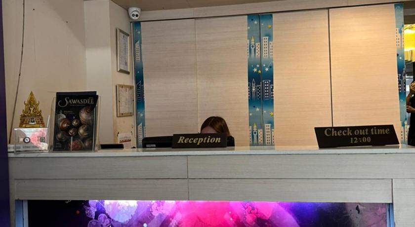 Orion Rooms Sukhumvit 11 photo