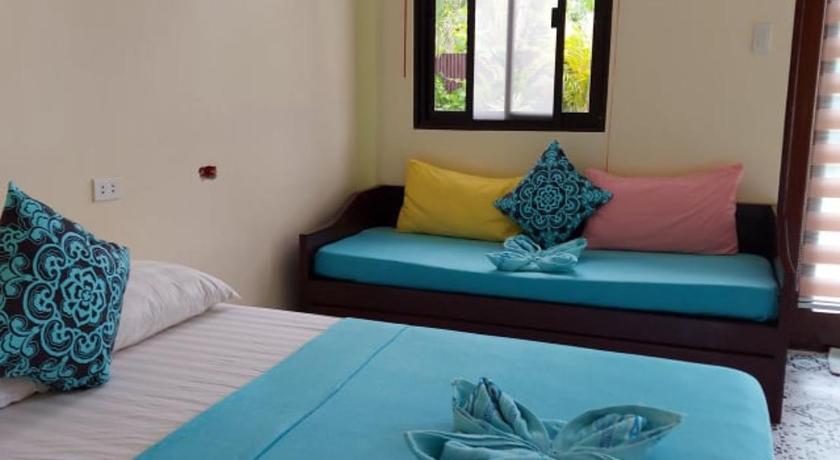 Happy's Homestay - image 32