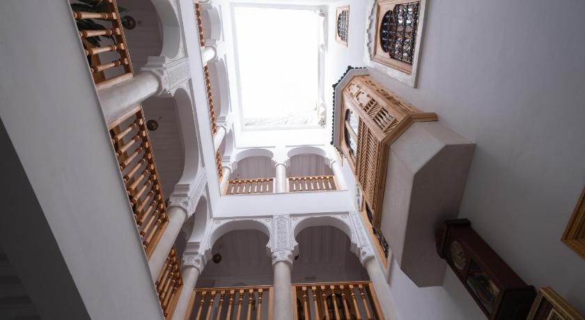 Riad El Habib photo