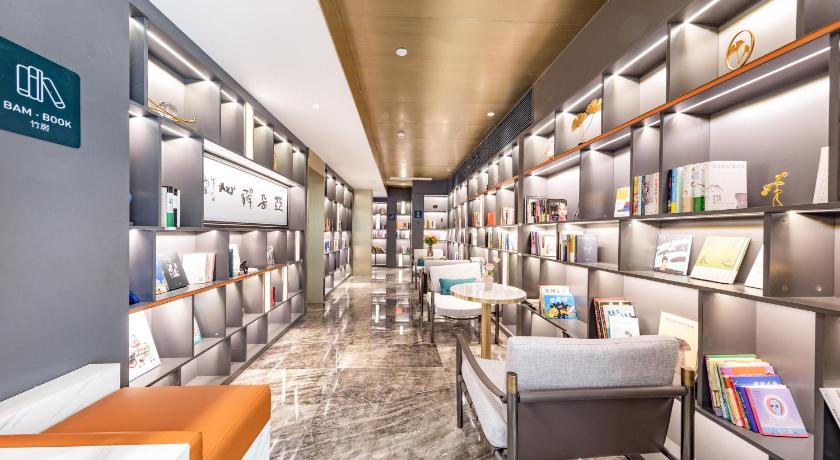 Atour Hotel Chengdu Sichuan University Wangjiang Campus Nijiaqiao Metro Station – Chengdu, IL